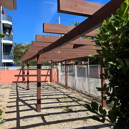 Florianópolis Dom Pedrito Apart Hotel מראה חיצוני תמונה